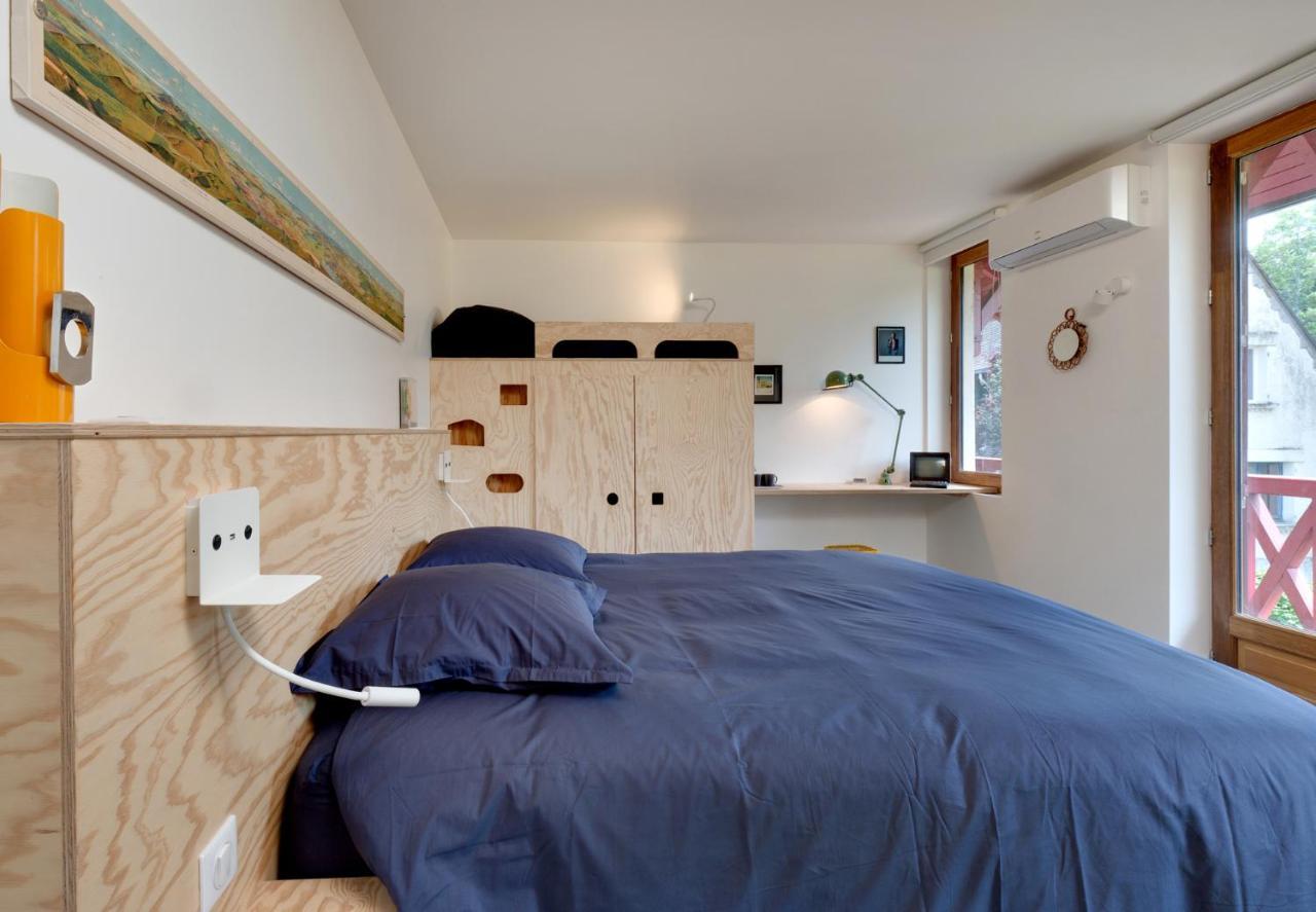 Le Monde De Charlie Hotel Bellerive sur Allier Bagian luar foto