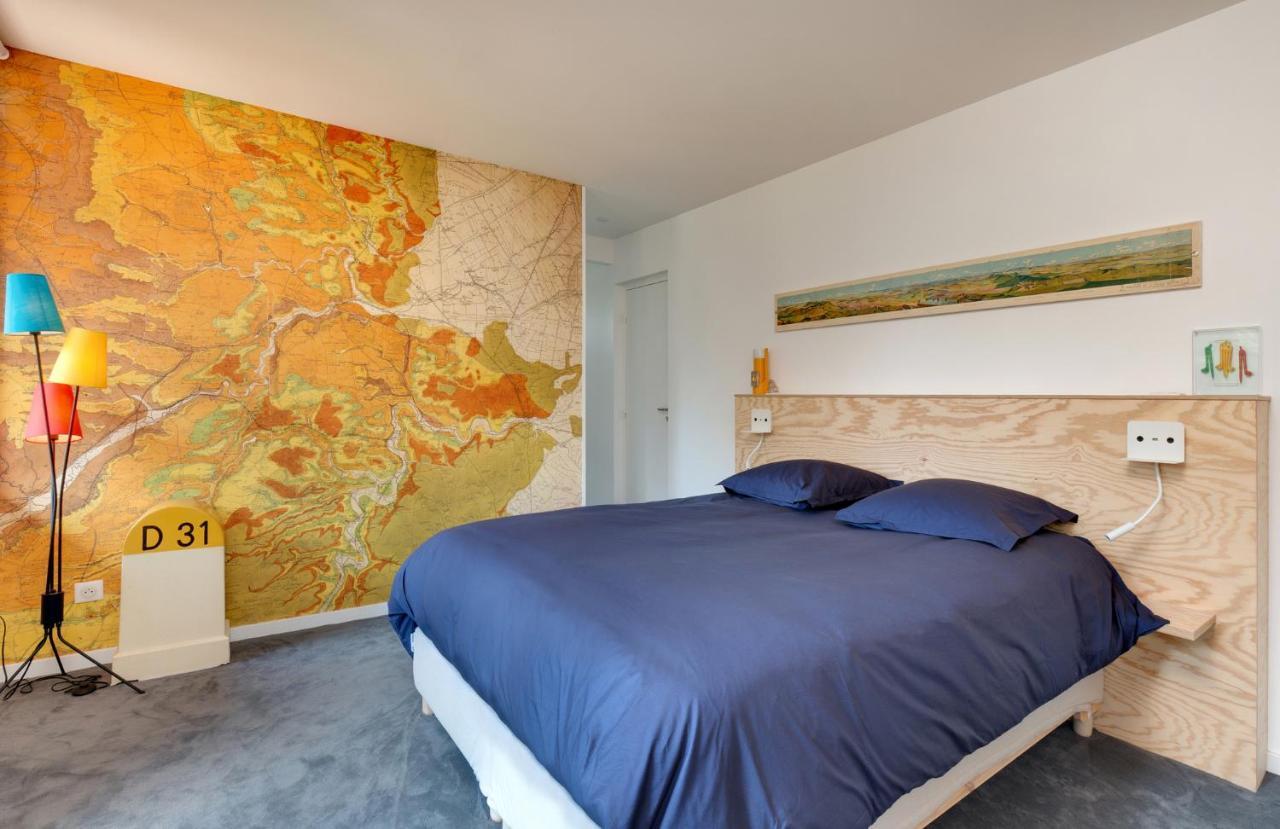 Le Monde De Charlie Hotel Bellerive sur Allier Bagian luar foto