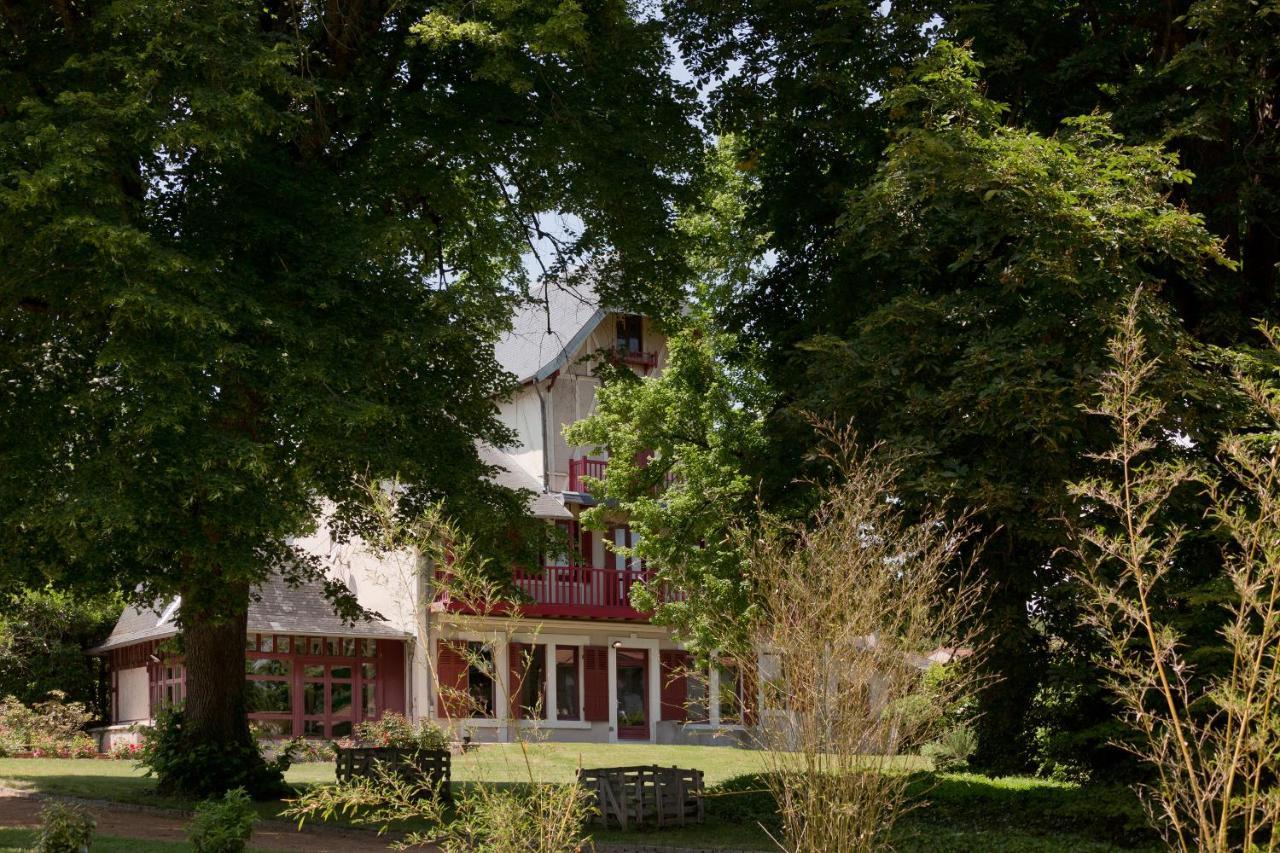 Le Monde De Charlie Hotel Bellerive sur Allier Bagian luar foto