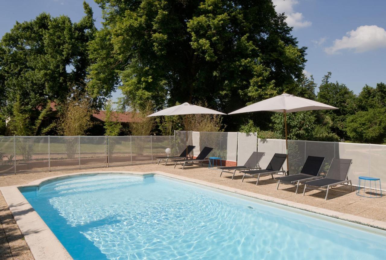 Le Monde De Charlie Hotel Bellerive sur Allier Bagian luar foto