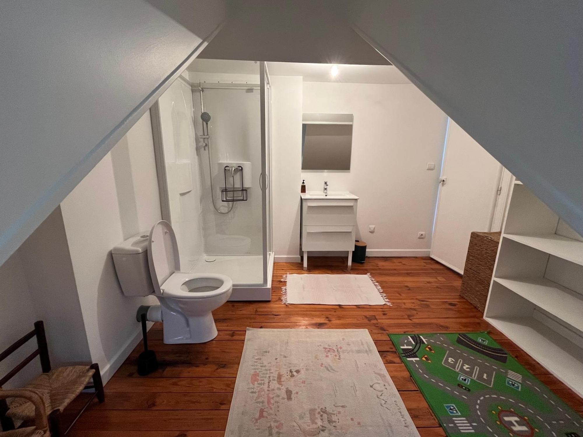 Le Monde De Charlie Hotel Bellerive sur Allier Bagian luar foto